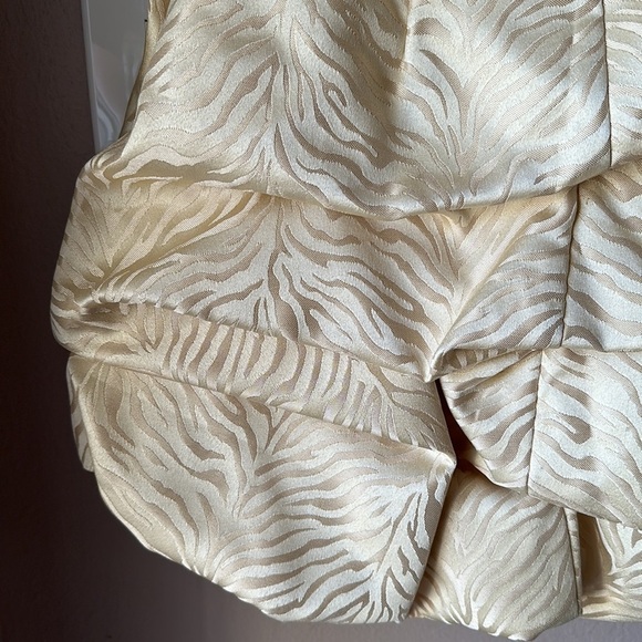 JESSICA MCCLINTOCK Gold Strapless Puffy Mini Party Dress - Picture 5 of 7